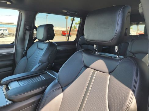 New 2026 Jeep Grand Wagoneer Limited AWD/4WD image 14