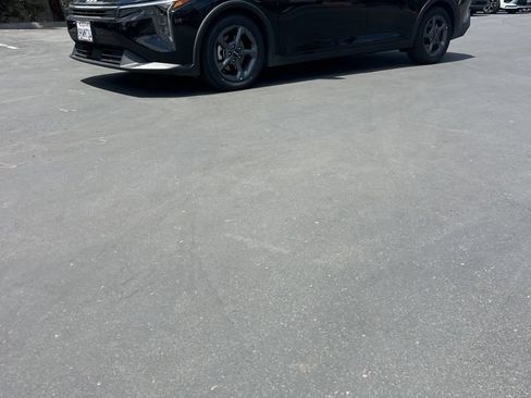 Used 2025 Kia K4 FWD image 1