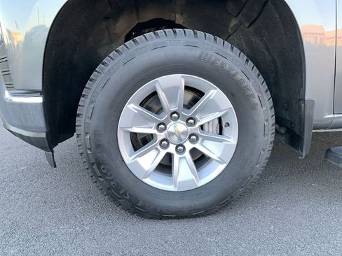 Used 2022 Chevrolet Silverado 1500 LT w/ Bed Protection Package image 10