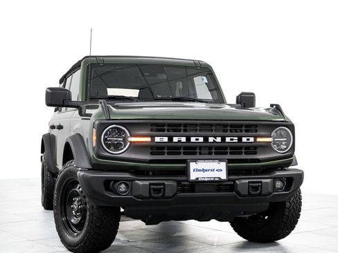 Certified 2022 Ford Bronco Black Diamond AWD/4WD image 3