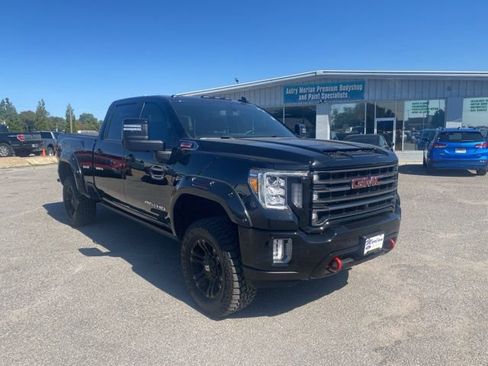 Used 2022 GMC Sierra 2500 AT4 w/ AT4 Preferred Package AWD/4WD image 8