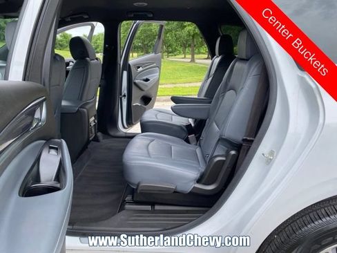 Used 2024 Buick Enclave Essence FWD image 34