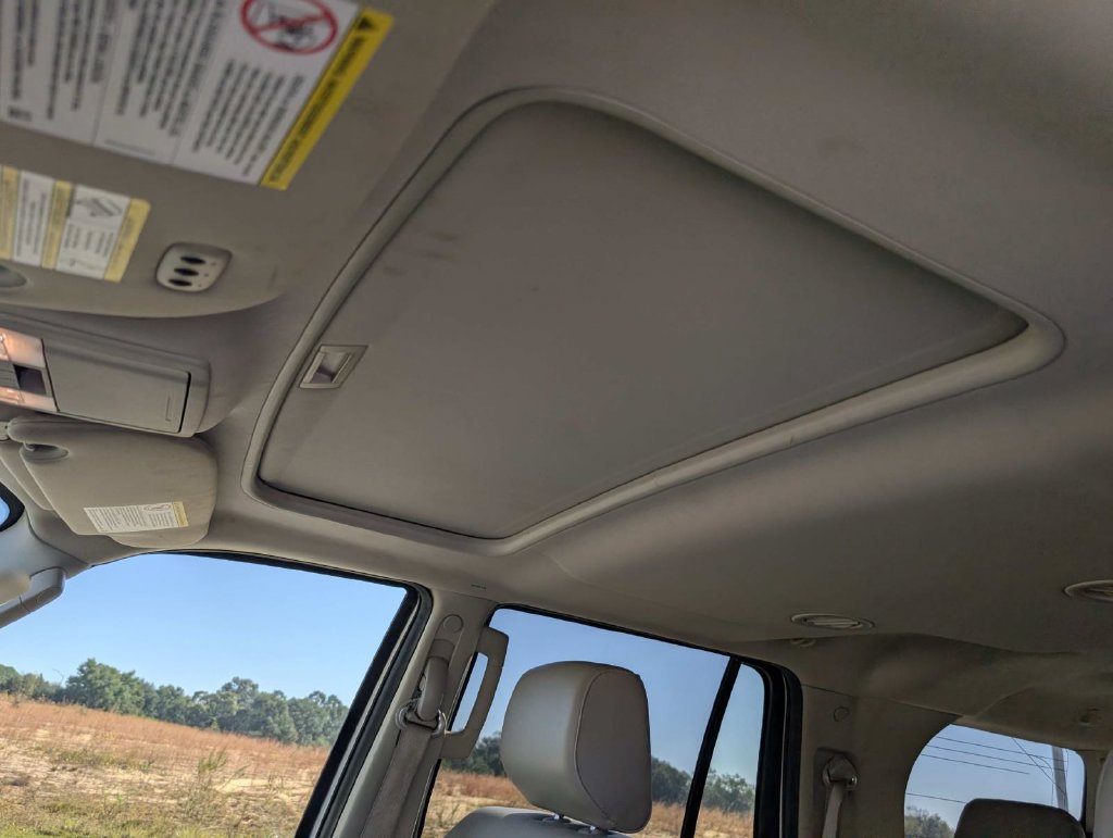 Used 2014 Lincoln Navigator 2WD image 20