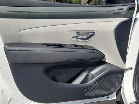 New 2026 Hyundai Tucson Limited image 9
