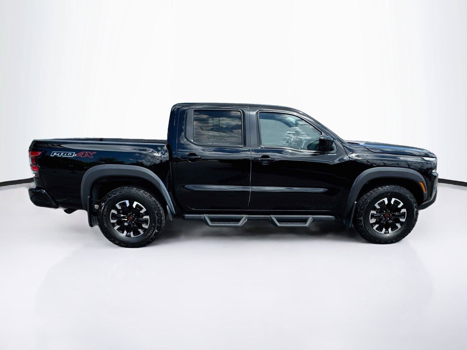 Used 2022 Nissan Frontier PRO-4X w/ Off-Road Protection Package AWD/4WD image 6