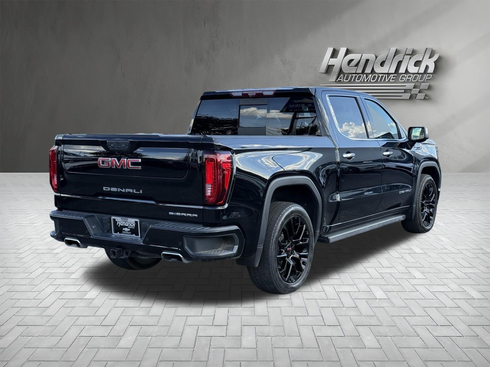 Used 2024 GMC Sierra 1500 Denali w/ Denali Reserve Package AWD/4WD image 10