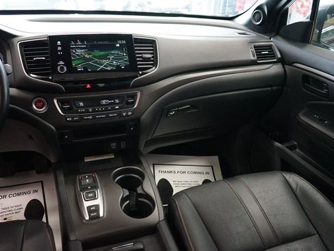 Used 2022 Honda Pilot TrailSport image 12