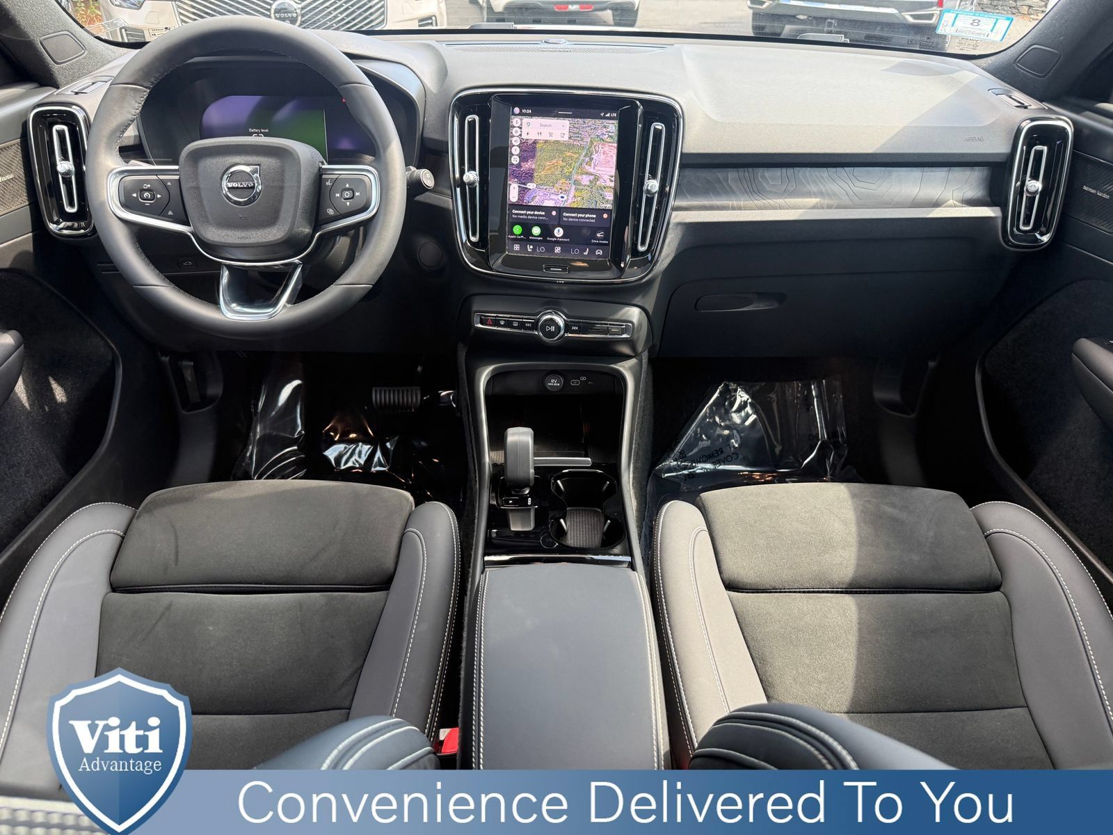 Certified 2023 Volvo XC40 Recharge Ultimate w/ Protection Package Premier AWD/4WD image 2