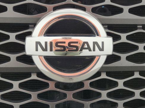 Used 2017 Nissan Titan PRO-4X image 21