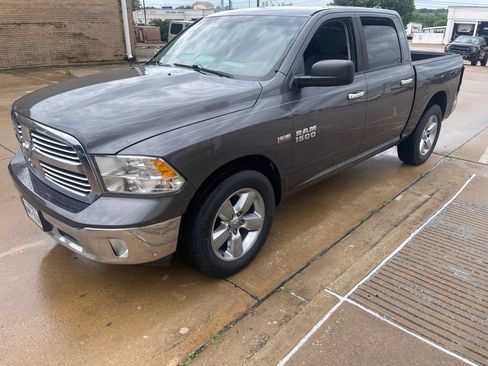 Used 2014 RAM 1500 Big Horn RWD image 2