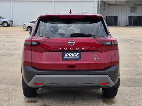Used 2023 Nissan Rogue SV FWD image 6