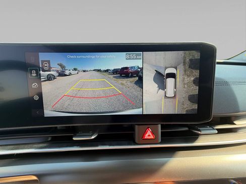 New 2027 Kia Carnival SX FWD image 16