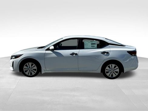 New 2025 Nissan Sentra S image 3