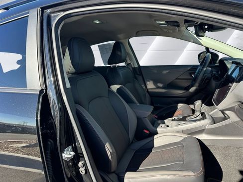 Certified 2025 Subaru Crosstrek 2.5i Limited w/ Crosstrek Mirror Package image 14