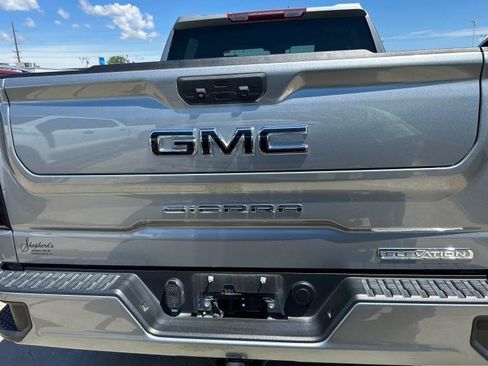 Used 2023 GMC Sierra 1500 Elevation AWD/4WD image 4