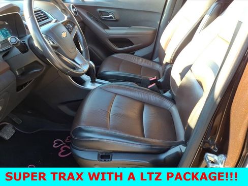 Used 2015 Chevrolet Trax LTZ image 14