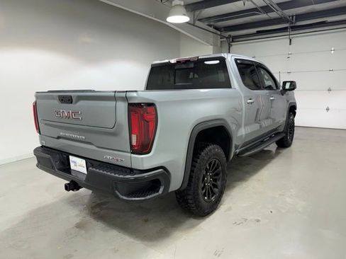 Used 2023 GMC Sierra 1500 AT4X image 7