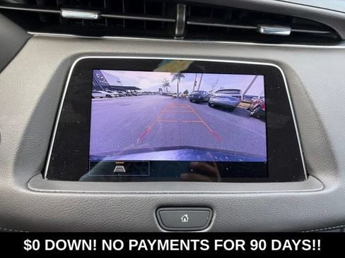 Used 2023 Cadillac XT4 Premium Luxury FWD image 17