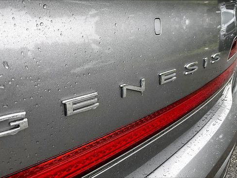 Used 2021 Genesis G90 3.3T Premium AWD/4WD image 30