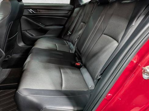 Used 2018 Honda Accord Sport image 11