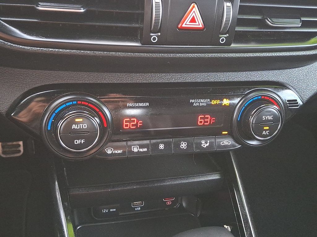 Certified 2022 Kia Forte GT-Line FWD image 15