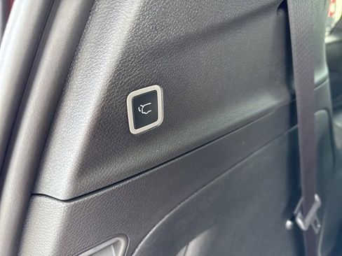 New 2026 Chrysler Pacifica Select image 8