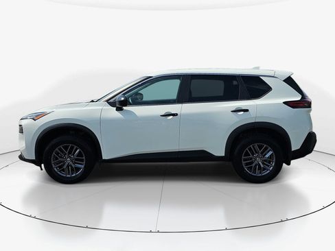 Used 2021 Nissan Rogue S AWD/4WD image 7