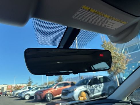 Certified 2022 Subaru Outback Touring XT w/ Tech Package 2 image 17