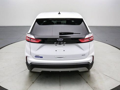 Certified 2022 Ford Edge SEL w/ Convenience Package image 5