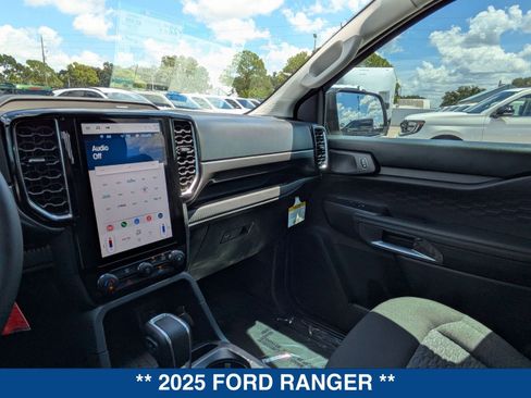 New 2025 Ford Ranger XLT w/ Black Appearance Package AWD/4WD image 31