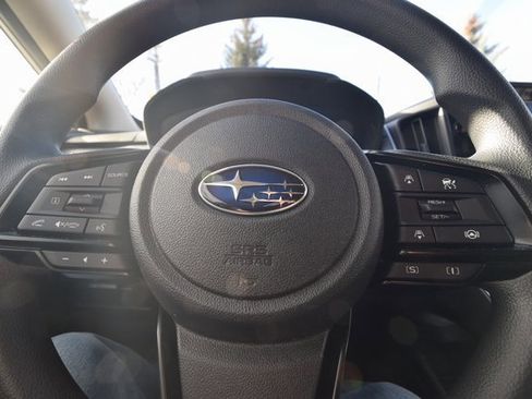 Used 2025 Subaru Crosstrek 2.0i Premium image 10