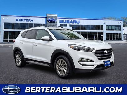 Used 2017 Hyundai Tucson SE w/ SE Popular Package 02