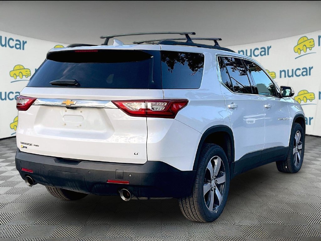 Used 2019 Chevrolet Traverse LT w/ LT Premium Package AWD/4WD image 6