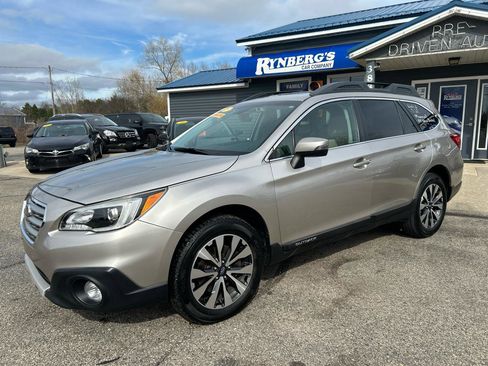 Used 2015 Subaru Outback 3.6R Limited image 1