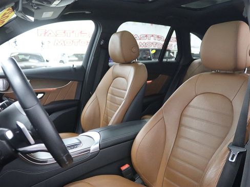 Used 2020 Mercedes-Benz GLC 300 4MATIC image 8