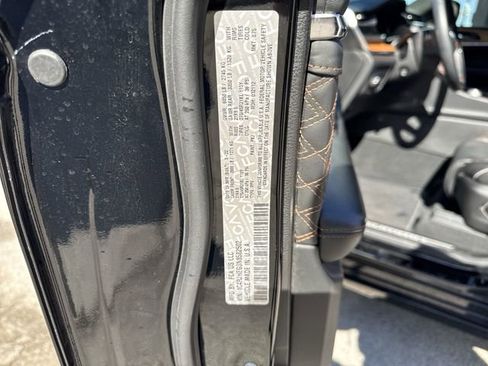 Used 2022 Jeep Grand Cherokee Summit image 36