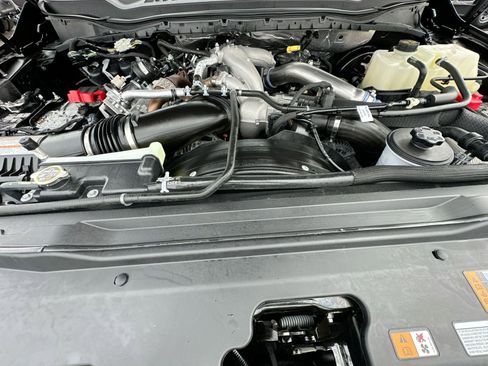 Used 2023 Ford F250 Lariat w/ Lariat Ultimate Package image 40