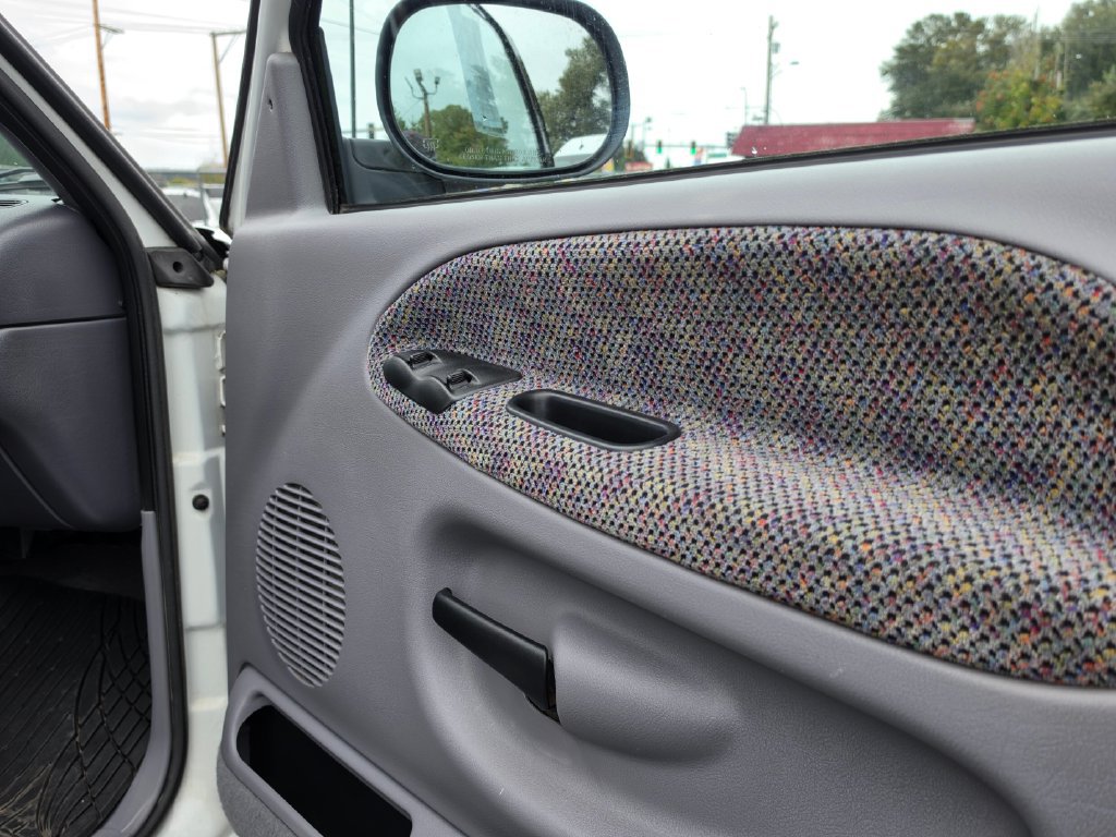 Used 1999 Dodge Ram 2500 Truck 4x4 Quad Cab image 11