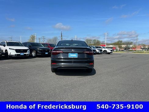 Used 2024 Volkswagen Jetta Sport FWD image 7