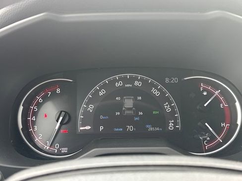 Used 2025 Toyota RAV4 XLE image 15