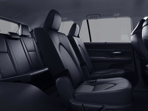 New 2026 Toyota Grand Highlander XLE FWD image 2