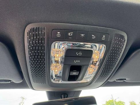 Used 2022 Mercedes-Benz A 220 4MATIC image 38