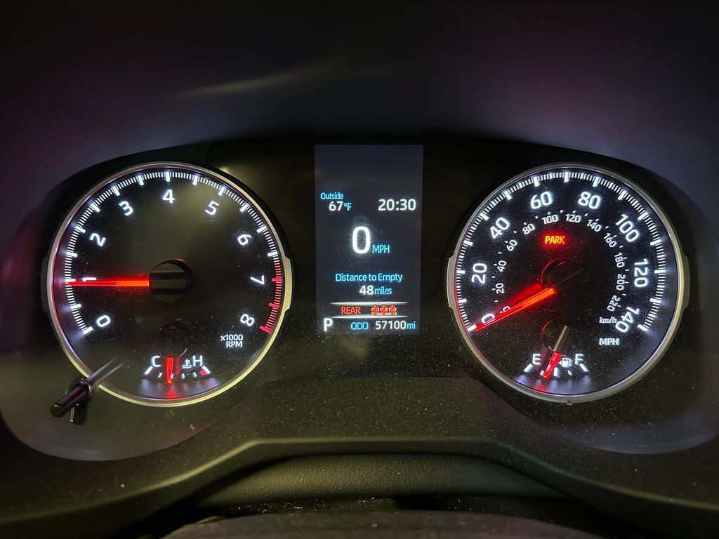 Used 2021 Toyota RAV4 LE AWD/4WD image 10
