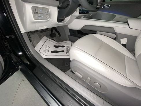 Used 2024 Hyundai Ioniq 6 SEL RWD image 12