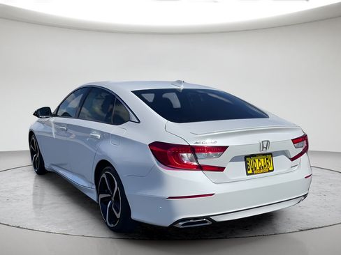 Used 2020 Honda Accord Sport image 7
