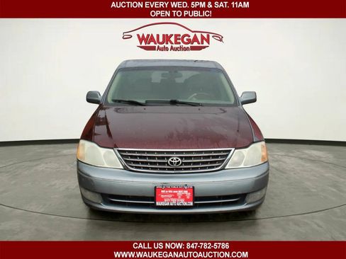 Used 2003 Toyota Avalon XLS FWD image 2