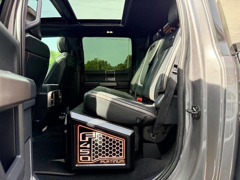 Used 2022 Ford F450 Platinum w/ FX4 Off-Road Package image 49