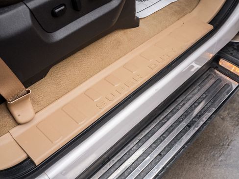 Used 2015 Ford F350 King Ranch image 24