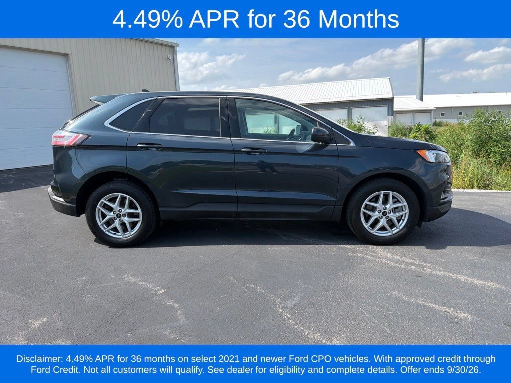Certified 2024 Ford Edge SEL w/ Convenience Package AWD/4WD image 3