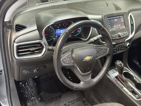 Used 2021 Chevrolet Equinox LT FWD image 16